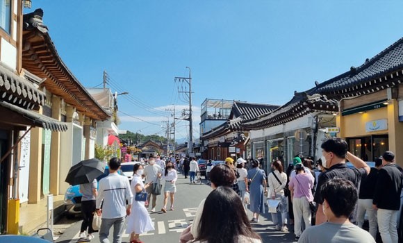 慶州皇理團路